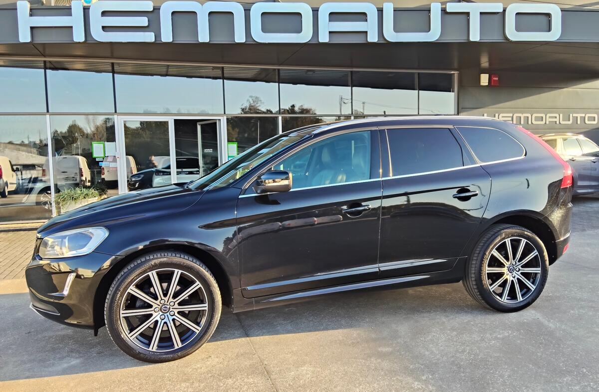 VOLVO XC60 2.0 D4 Momentum AWD Geartronic