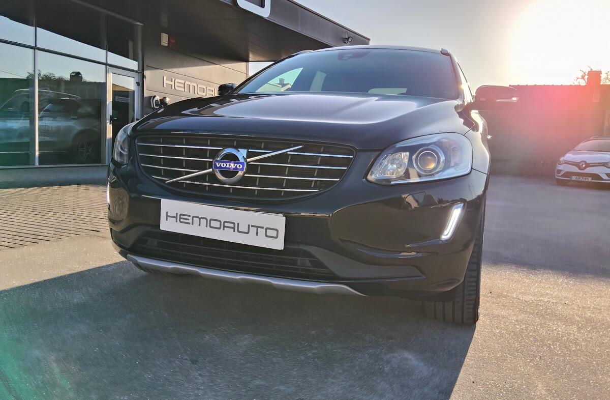VOLVO XC60 2.0 D4 Momentum AWD Geartronic
