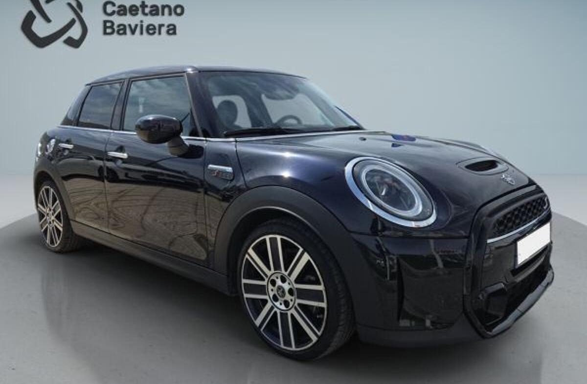 MINI Mini Cooper SE Essential