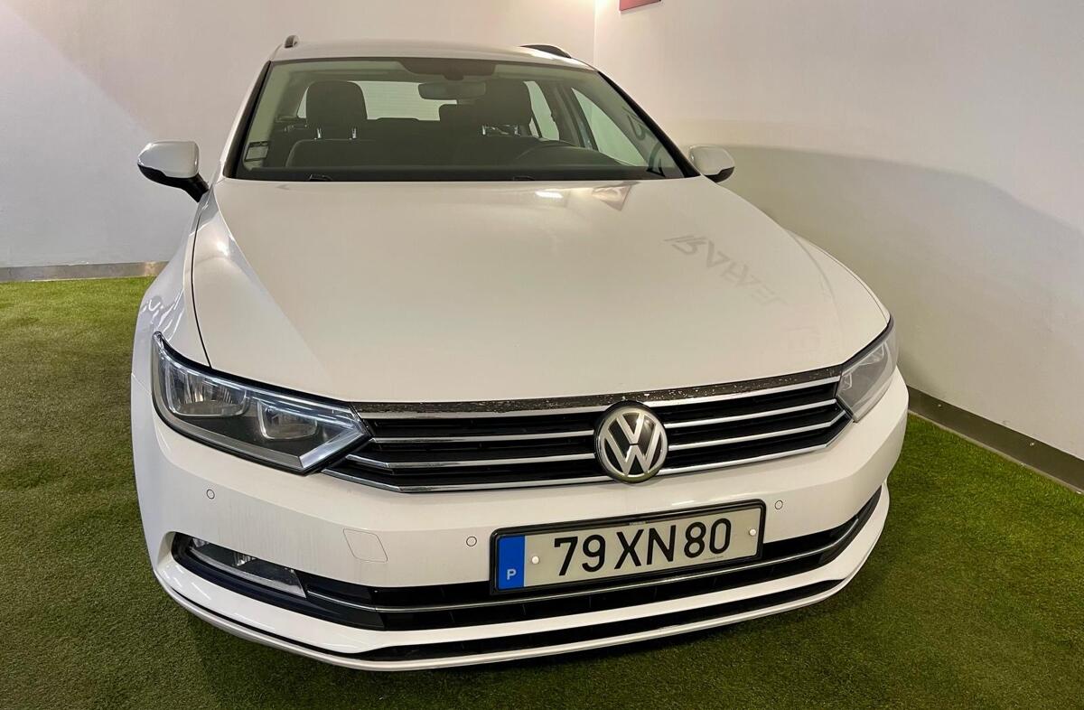 VOLKSWAGEN Passat 2.0 TDI Elegance DSG