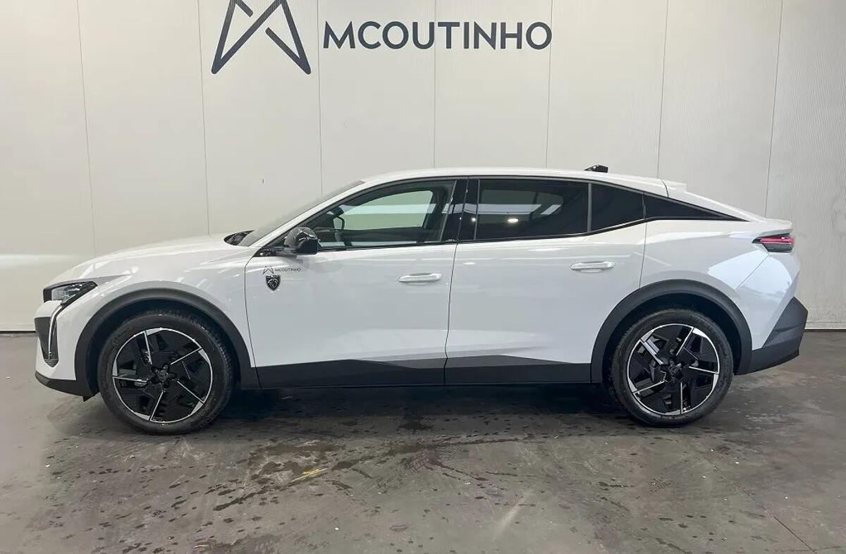 PEUGEOT 408 e- 58 kWh GT