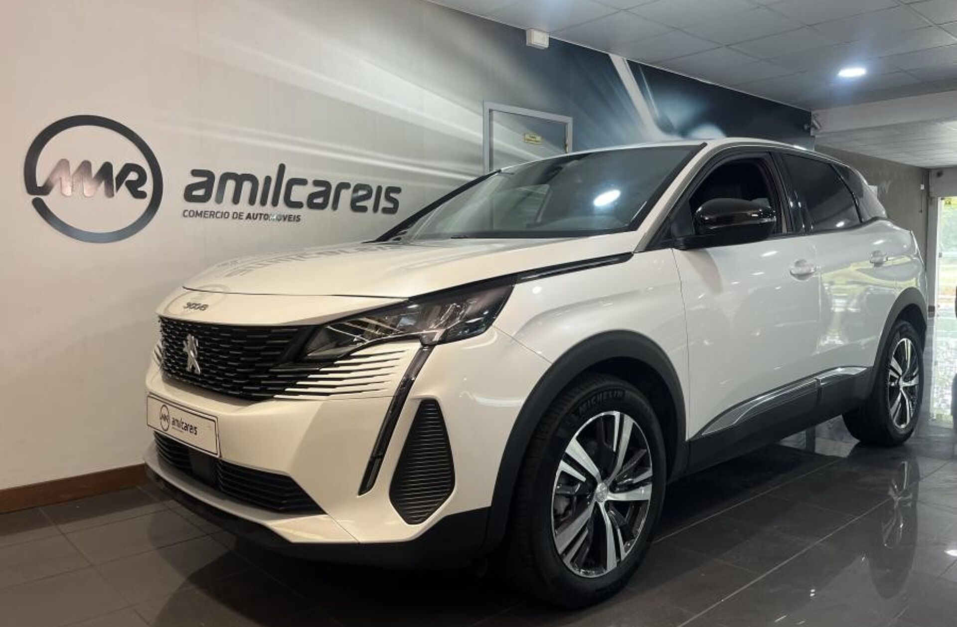 PEUGEOT 3008 1.2 Hybrid Allure Pack e-DCS6