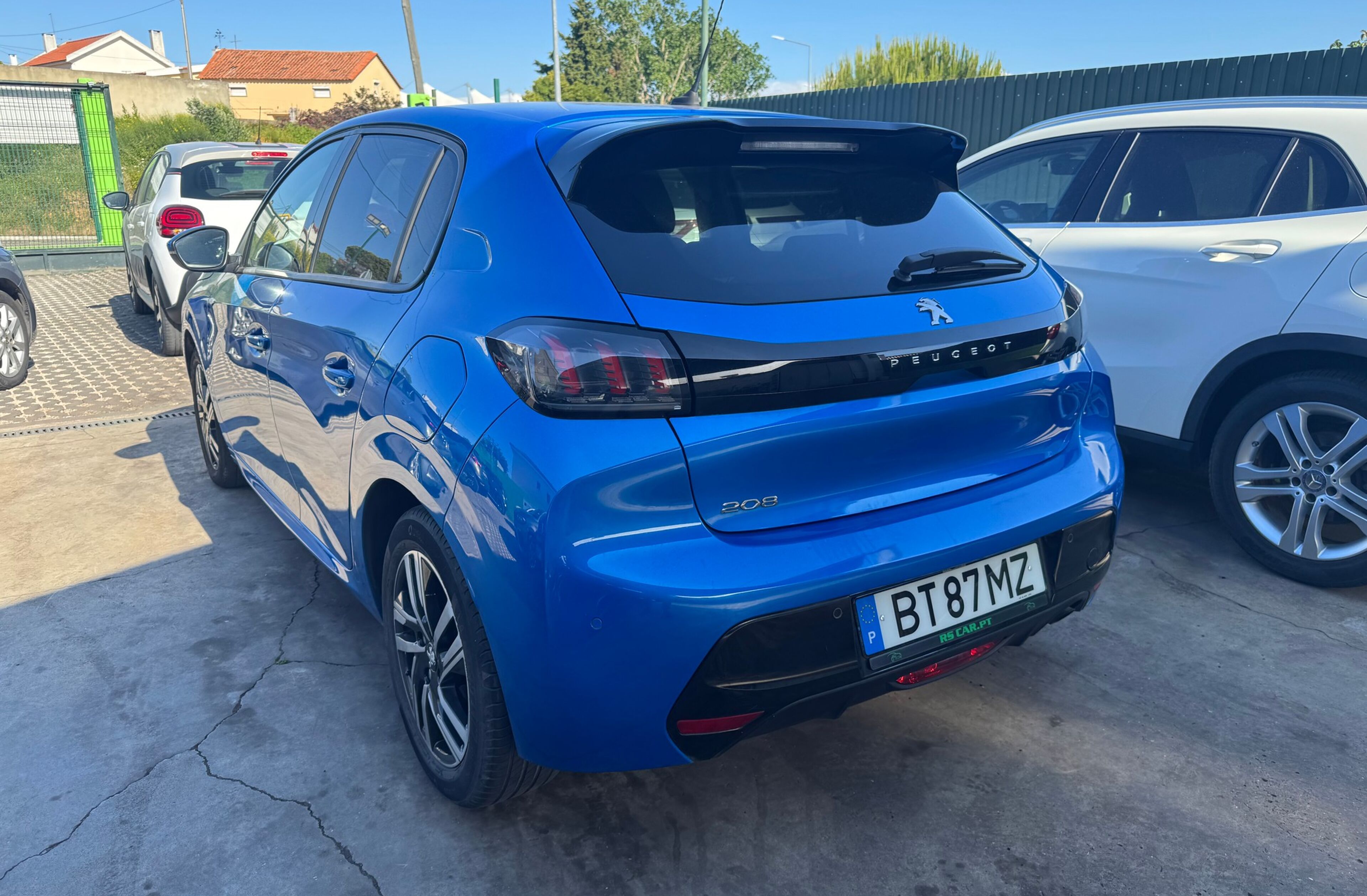 PEUGEOT 208 1.2 PureTech Allure EAT8