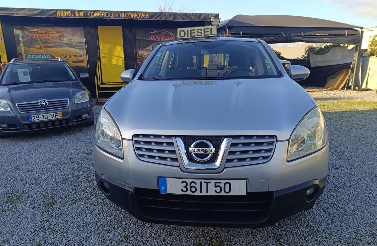 NISSAN Qashqai +2 1.5 dCi Acenta