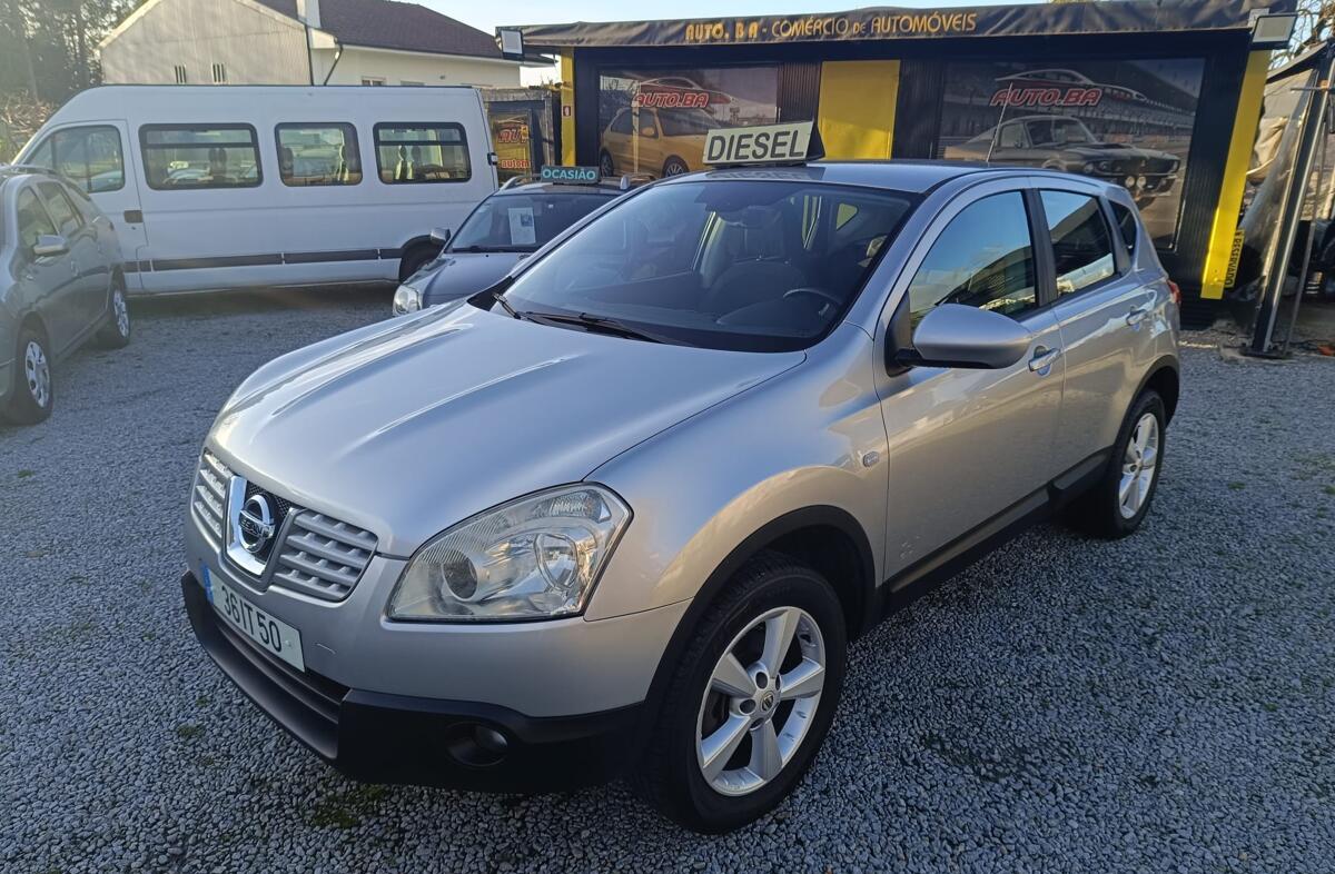 NISSAN Qashqai +2 1.5 dCi Acenta