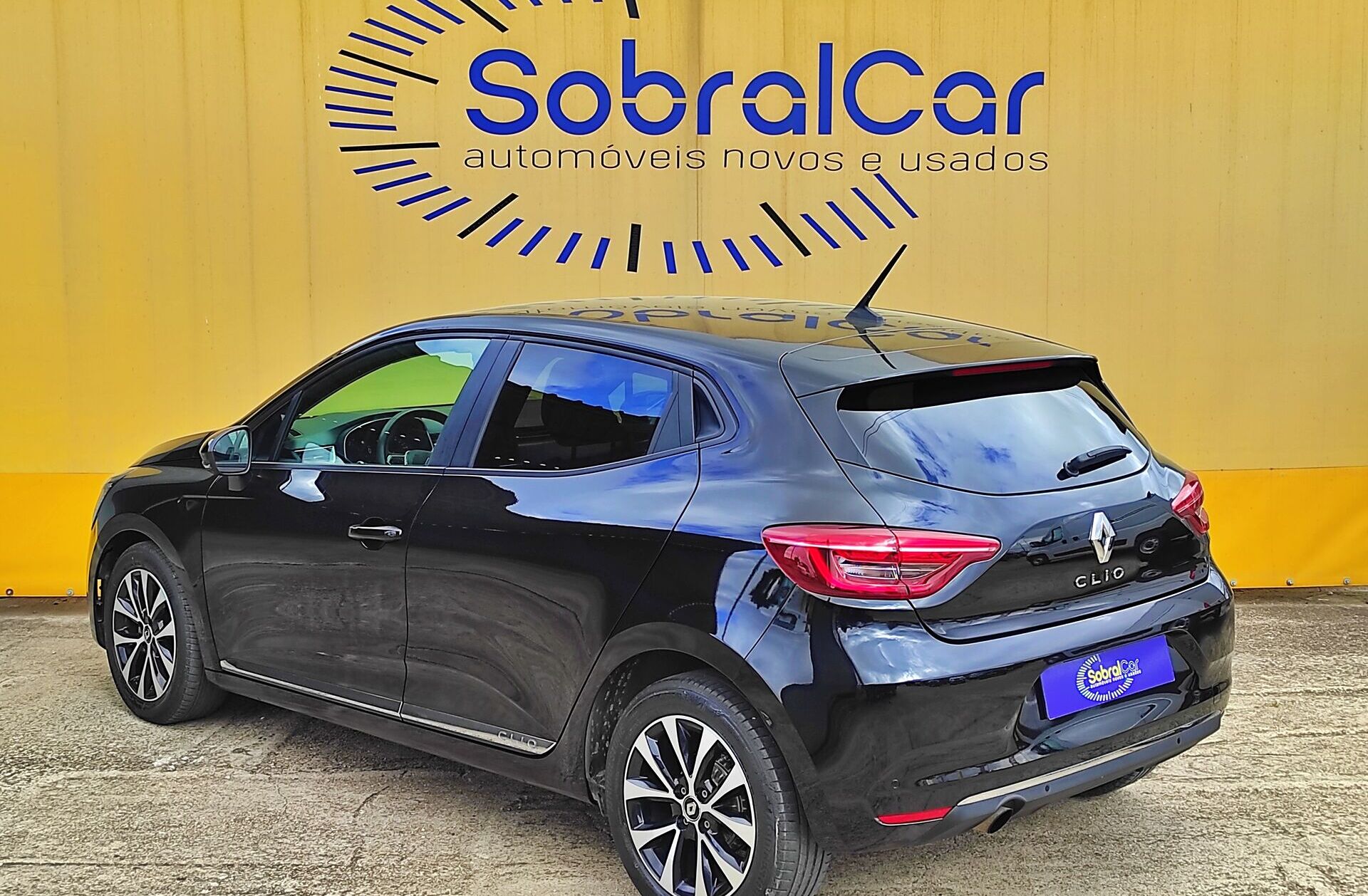 RENAULT Clio 1.0 TCe Intens