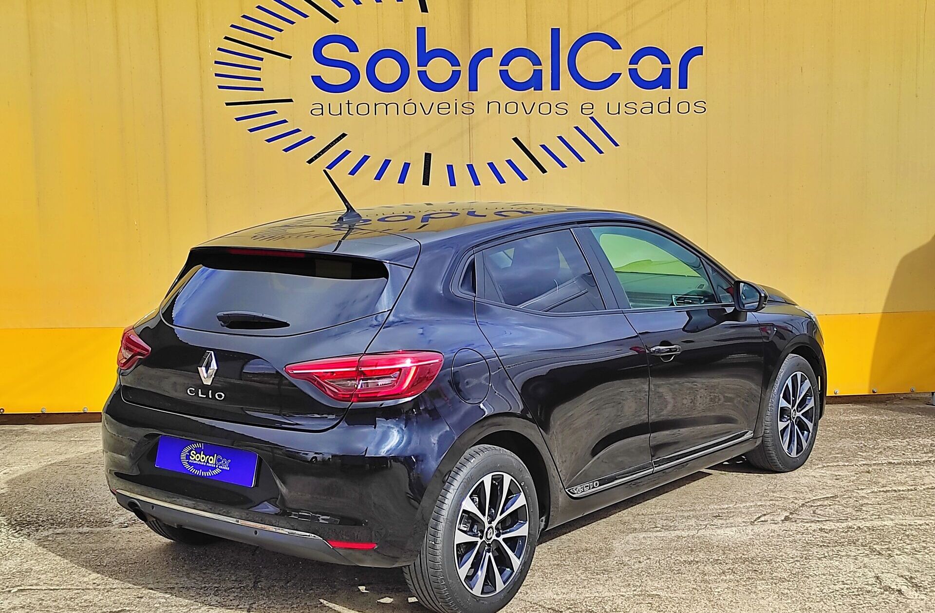 RENAULT Clio 1.0 TCe Intens