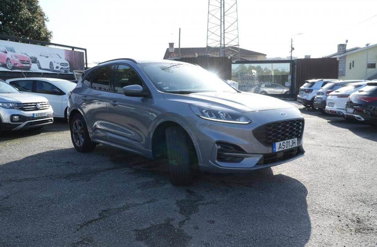 FORD Kuga 1.5 EcoBoost ST-Line