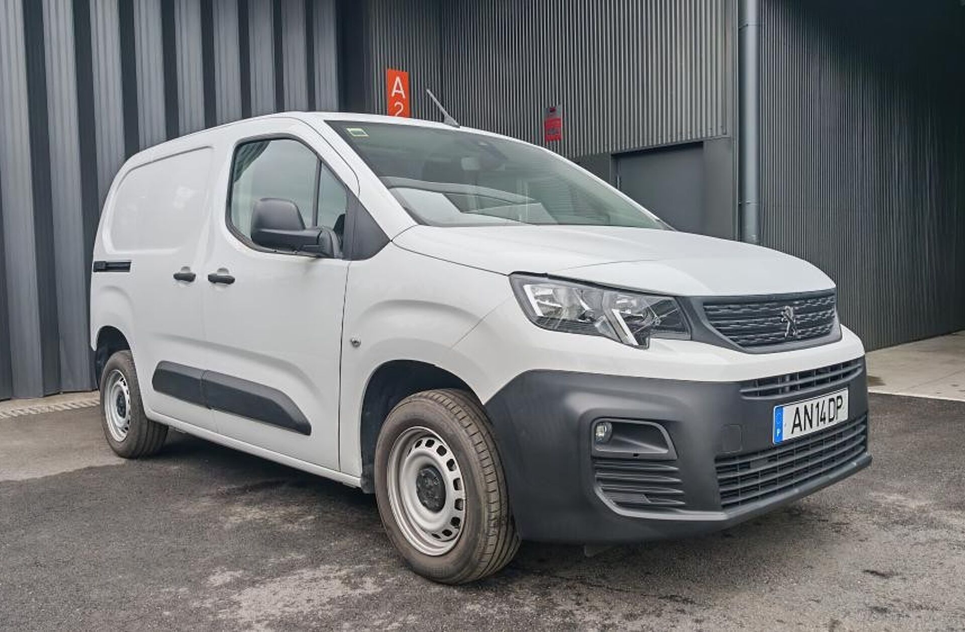 PEUGEOT Partner 1.5 BlueHDi Premium Standard