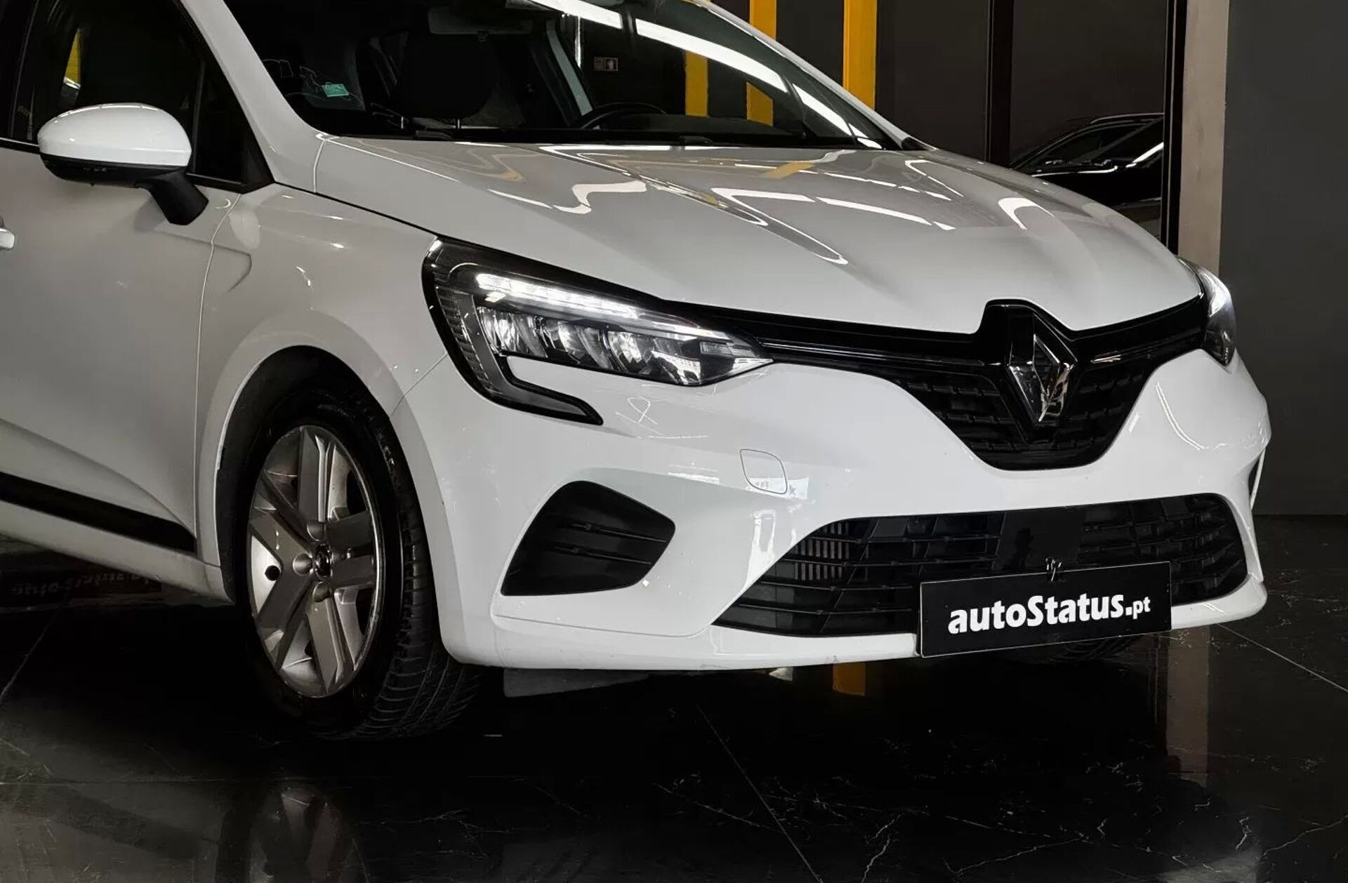 RENAULT Clio 1.0 TCe Zen