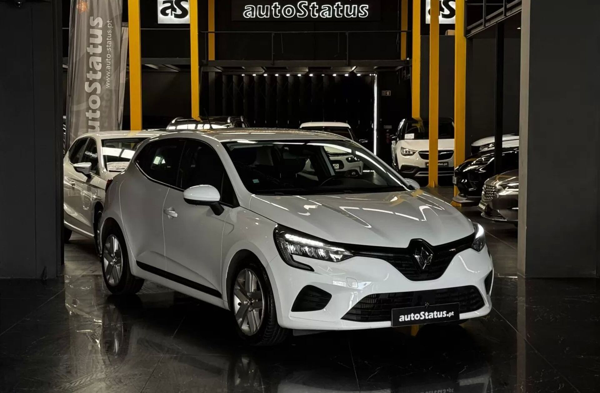 RENAULT Clio 1.0 TCe Zen