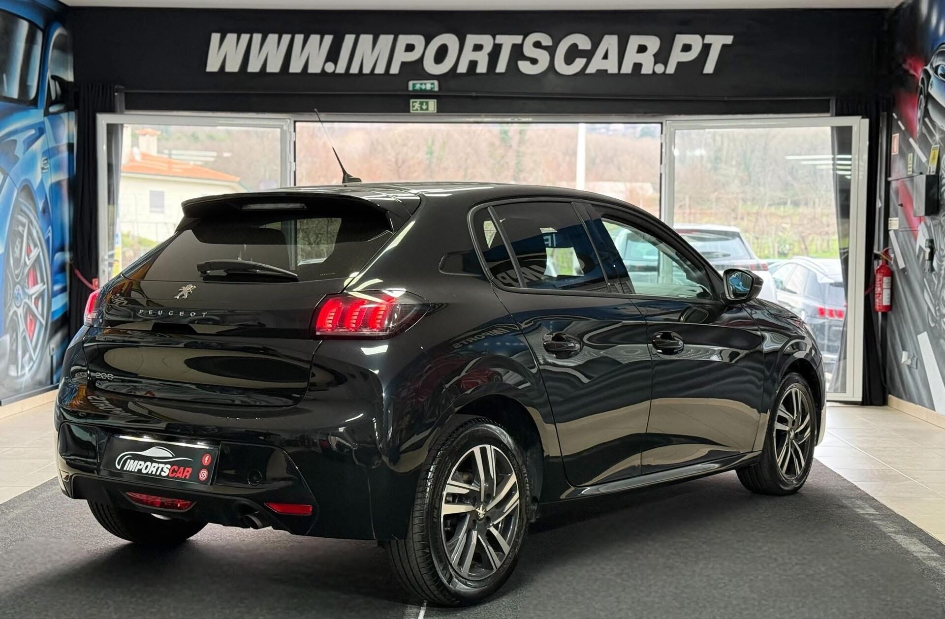 PEUGEOT 208 1.2 PureTech Allure