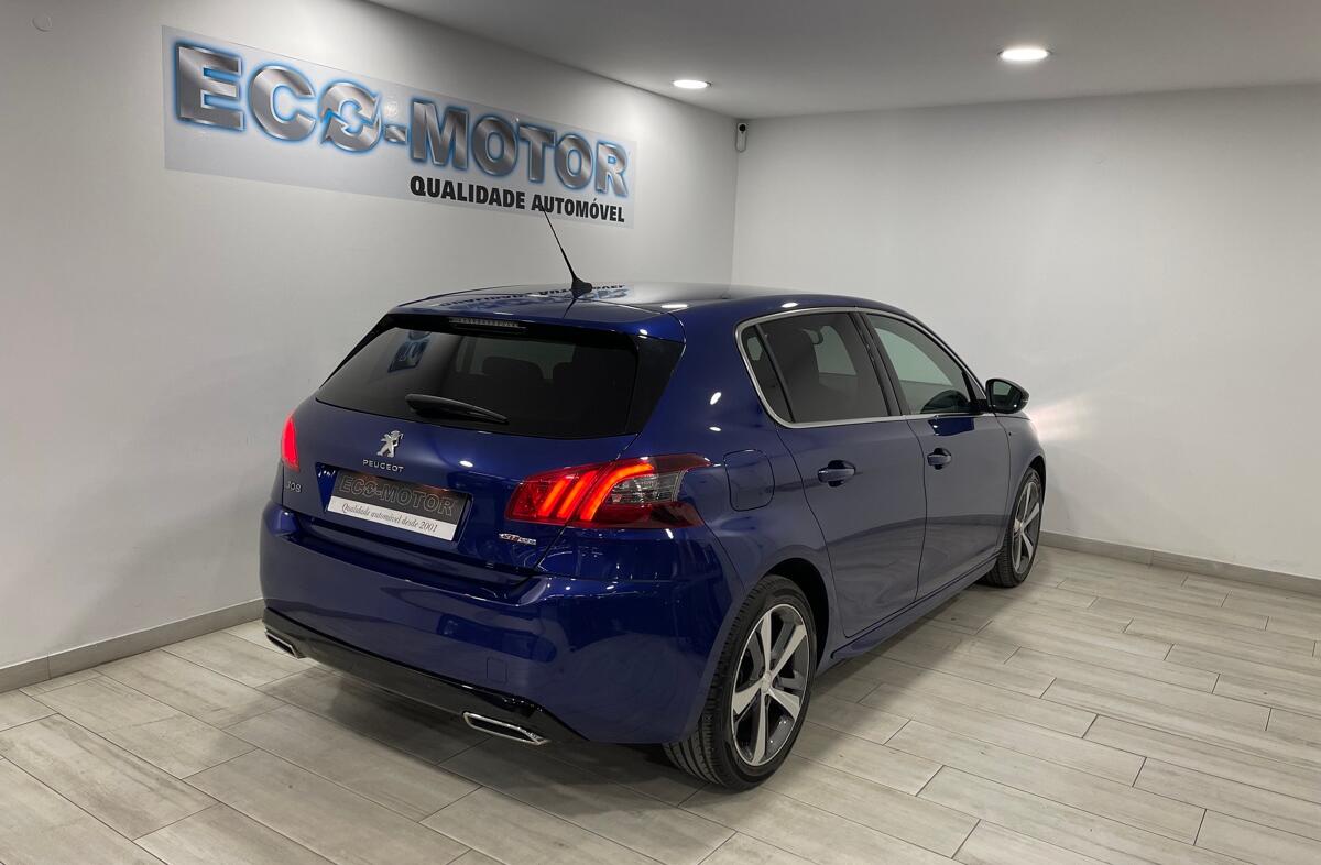 PEUGEOT 308 1.2 PureTech GT Line