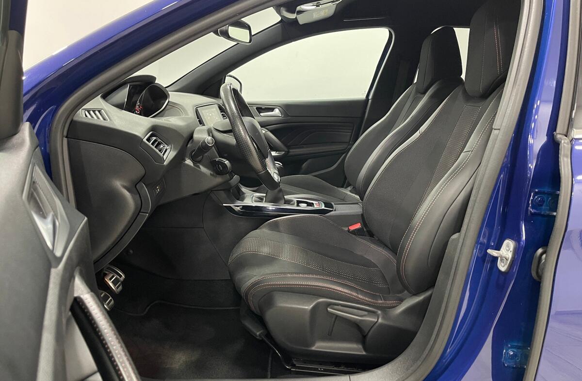 PEUGEOT 308 1.2 PureTech GT Line