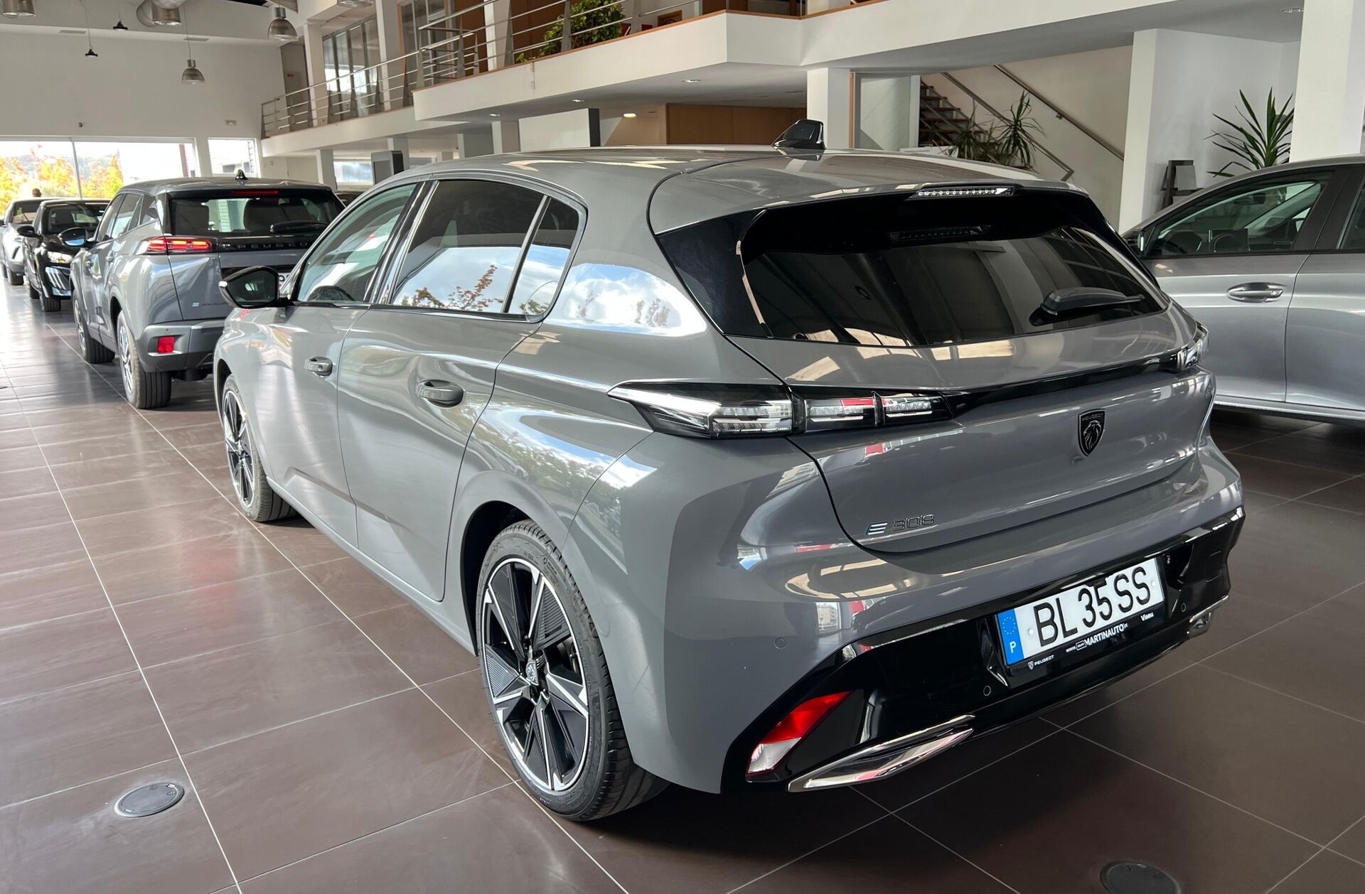 PEUGEOT 308 e- 54 kWh Allure