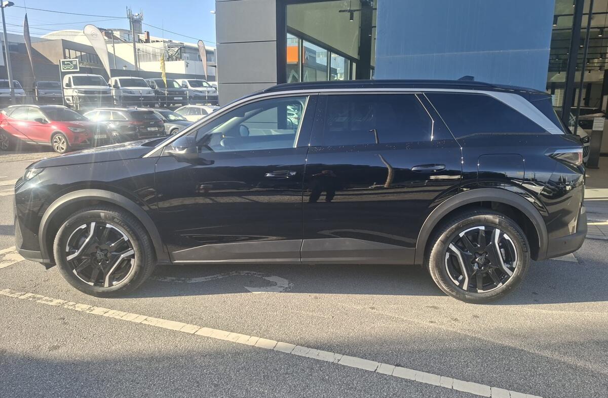PEUGEOT 5008 1.6 Plug-in Hybrid Allure e-DCS7