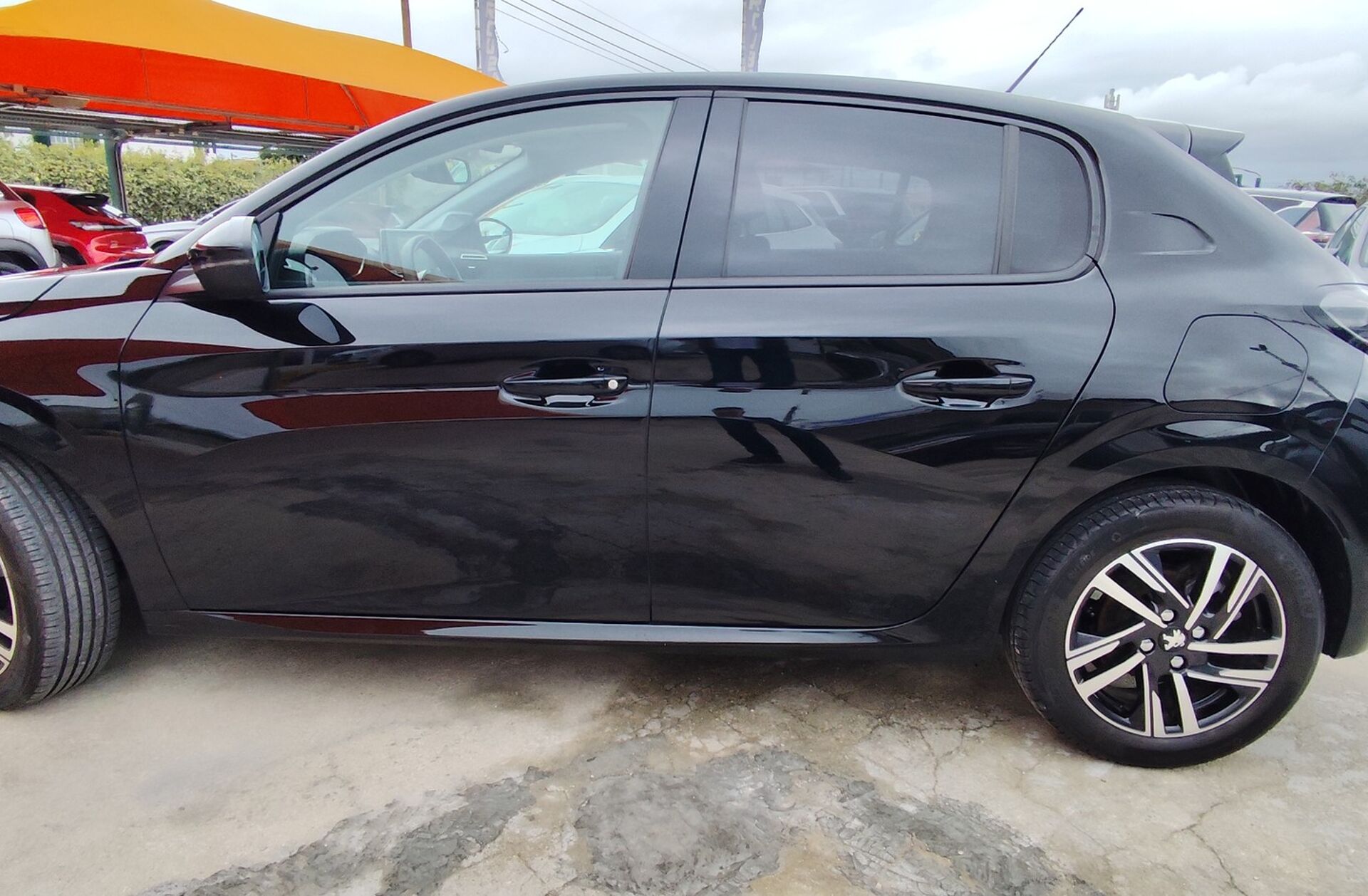 PEUGEOT 208 1.5 BlueHDi Allure Pack