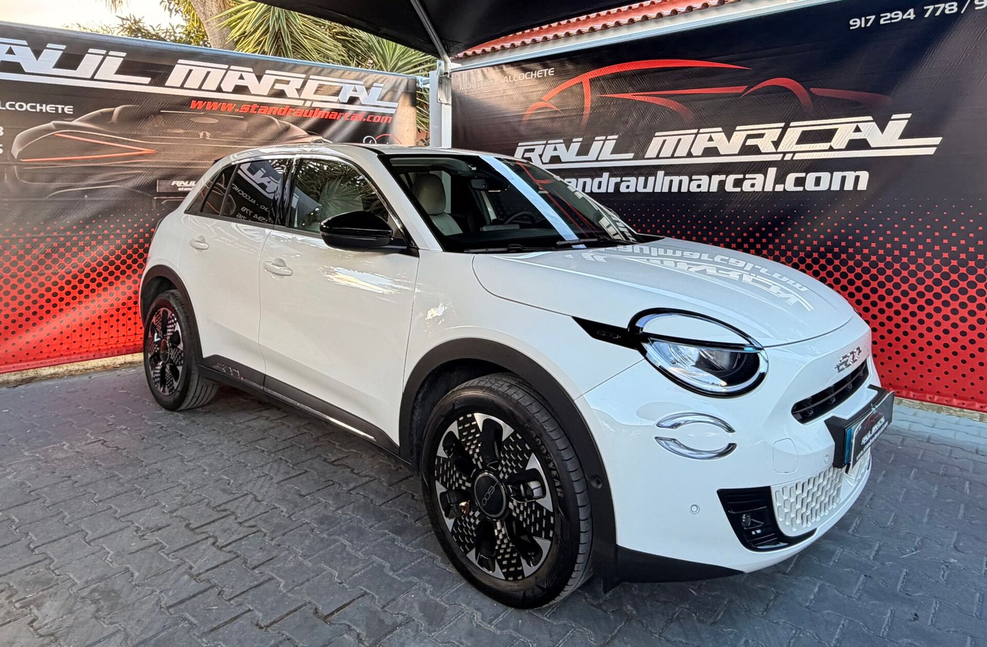 FIAT 600 1.2 Hybrid La Prima