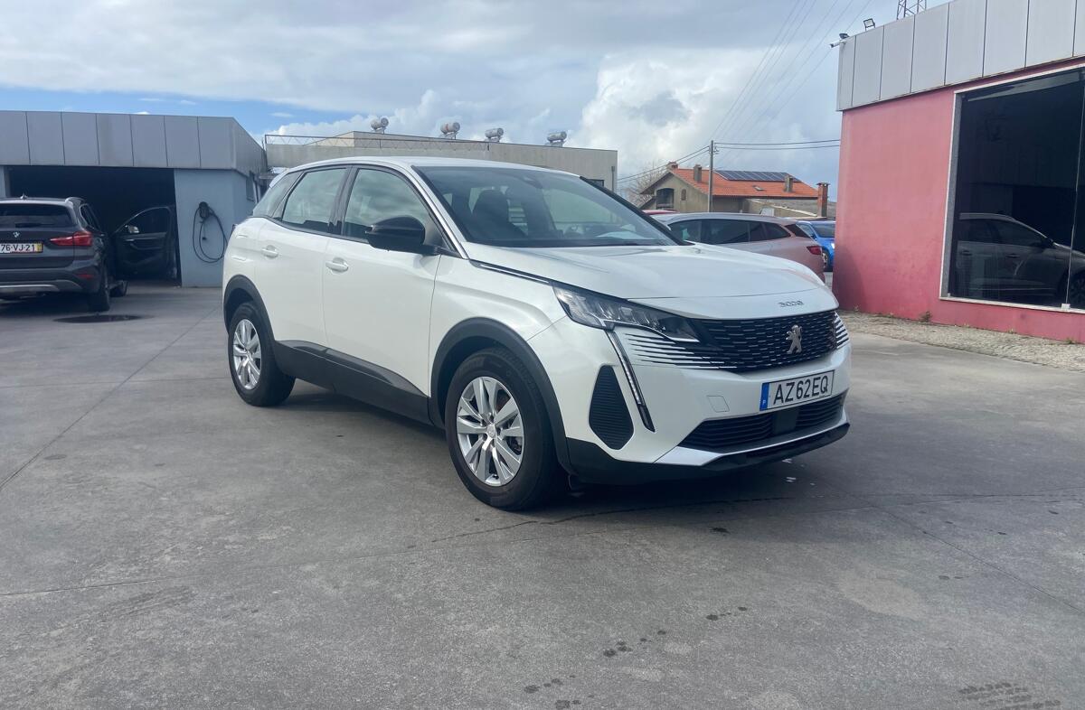 PEUGEOT 3008 1.2 PureTech Allure Pack