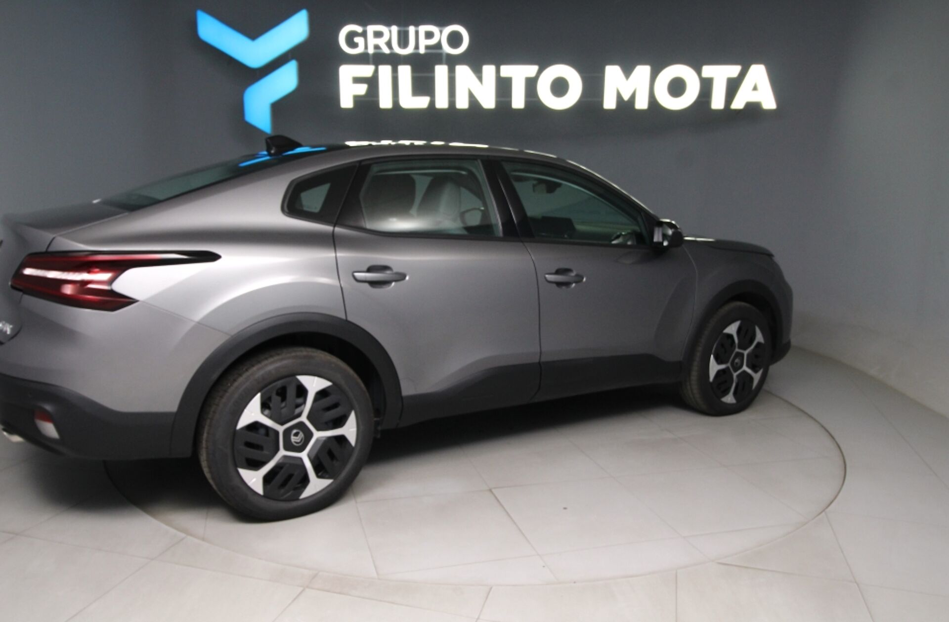 CITROEN C4 1.2 Hybrid Plus e-DSC6