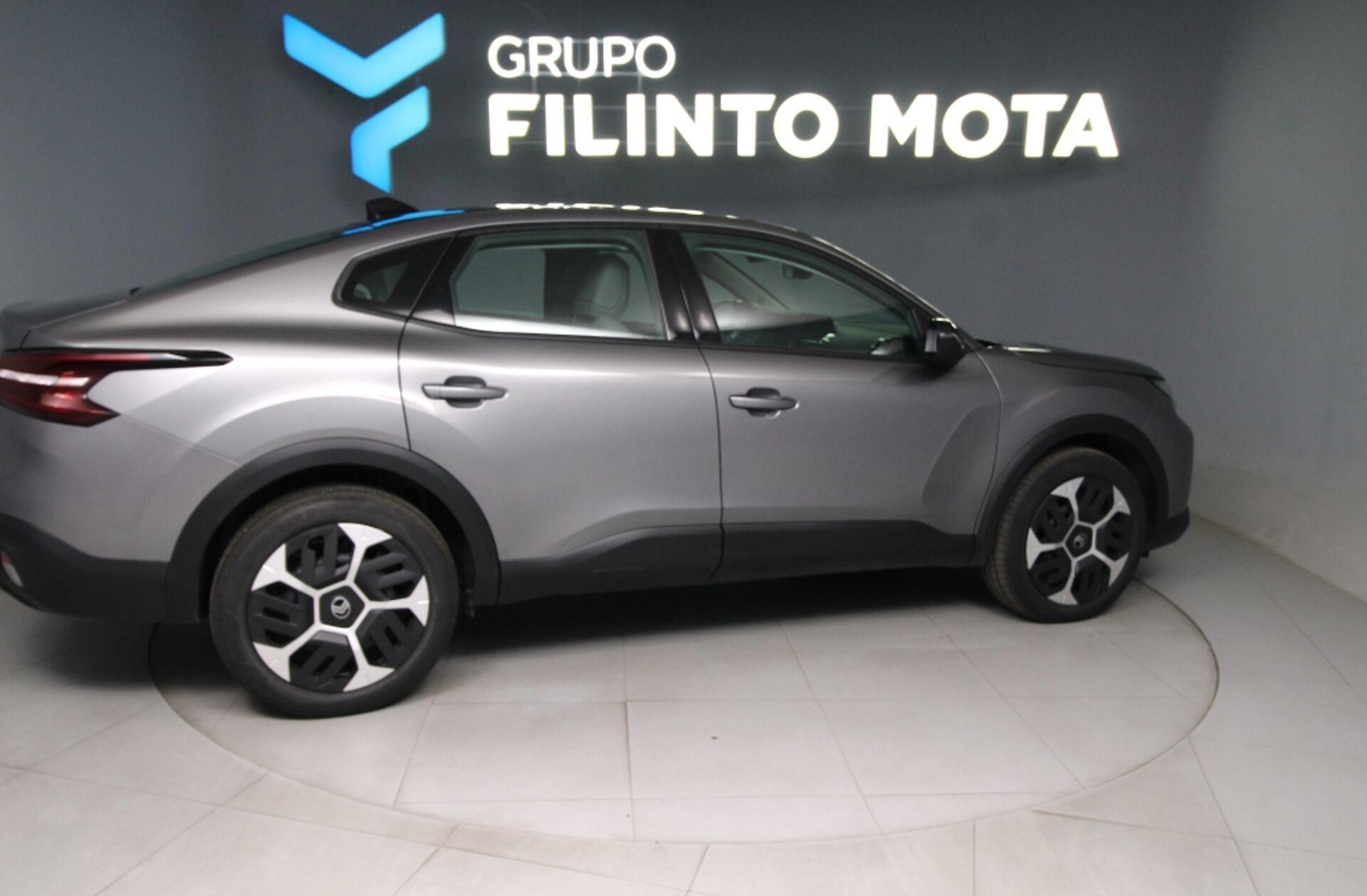 CITROEN C4 1.2 Hybrid Plus e-DSC6