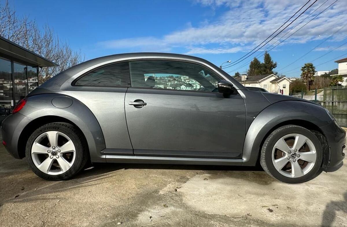 VOLKSWAGEN Beetle 1.2 TSi