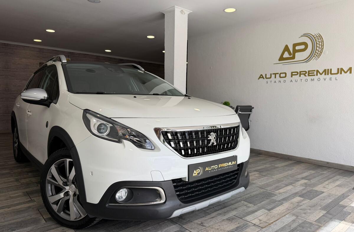 PEUGEOT 2008 1.2 PureTech Allure EAT8