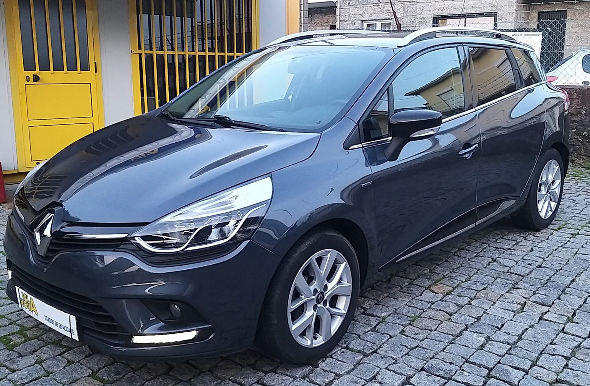 RENAULT Clio 0.9 TCe Limited