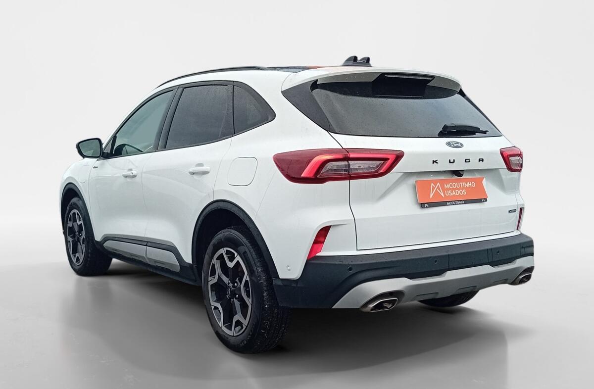 FORD Kuga 2.5 PHEV ST-Line