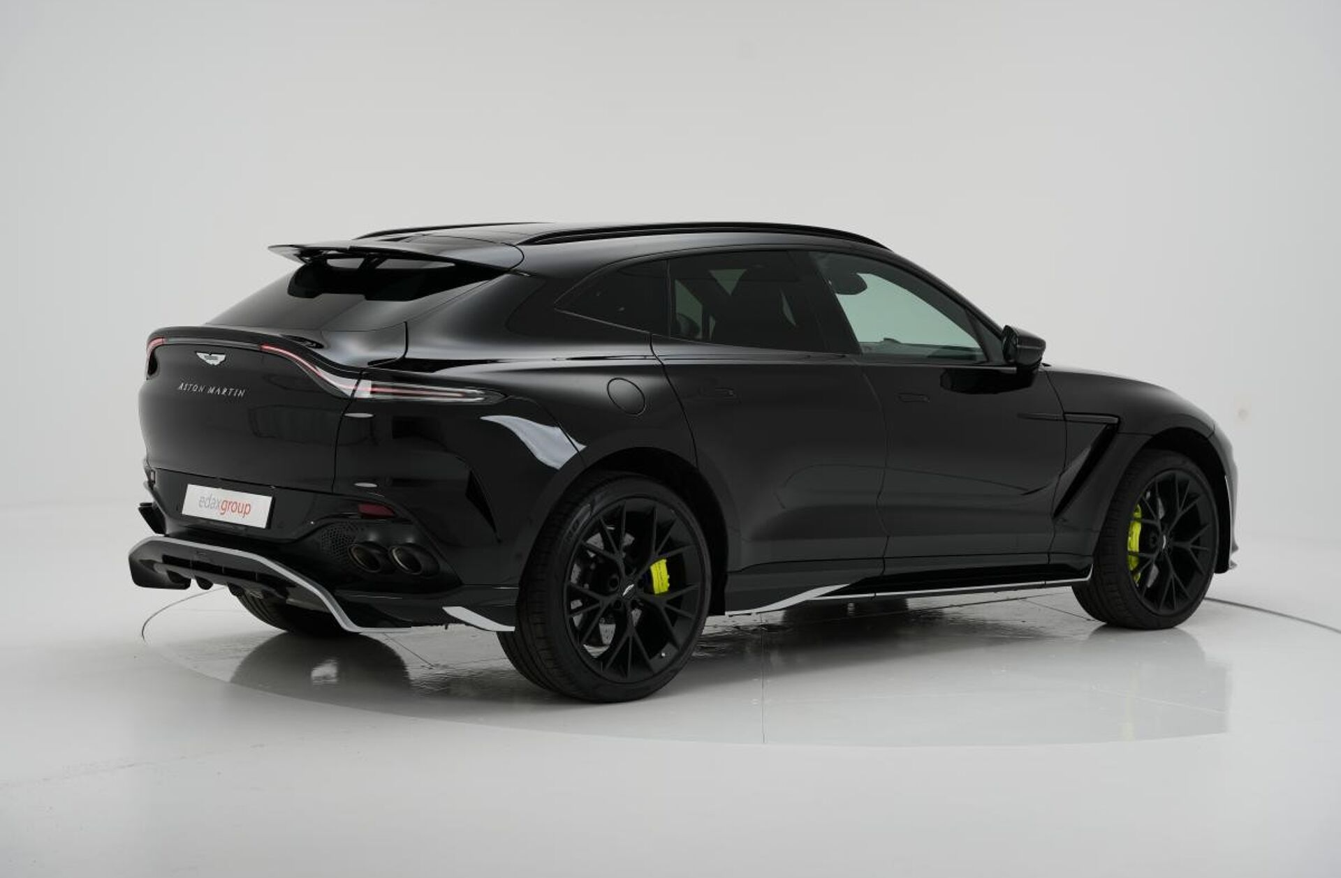 ASTON MARTIN DBX 707