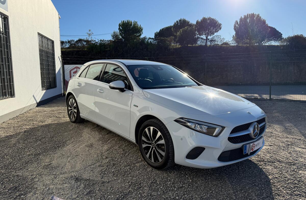 MERCEDES Classe A A 250 e Style Plus