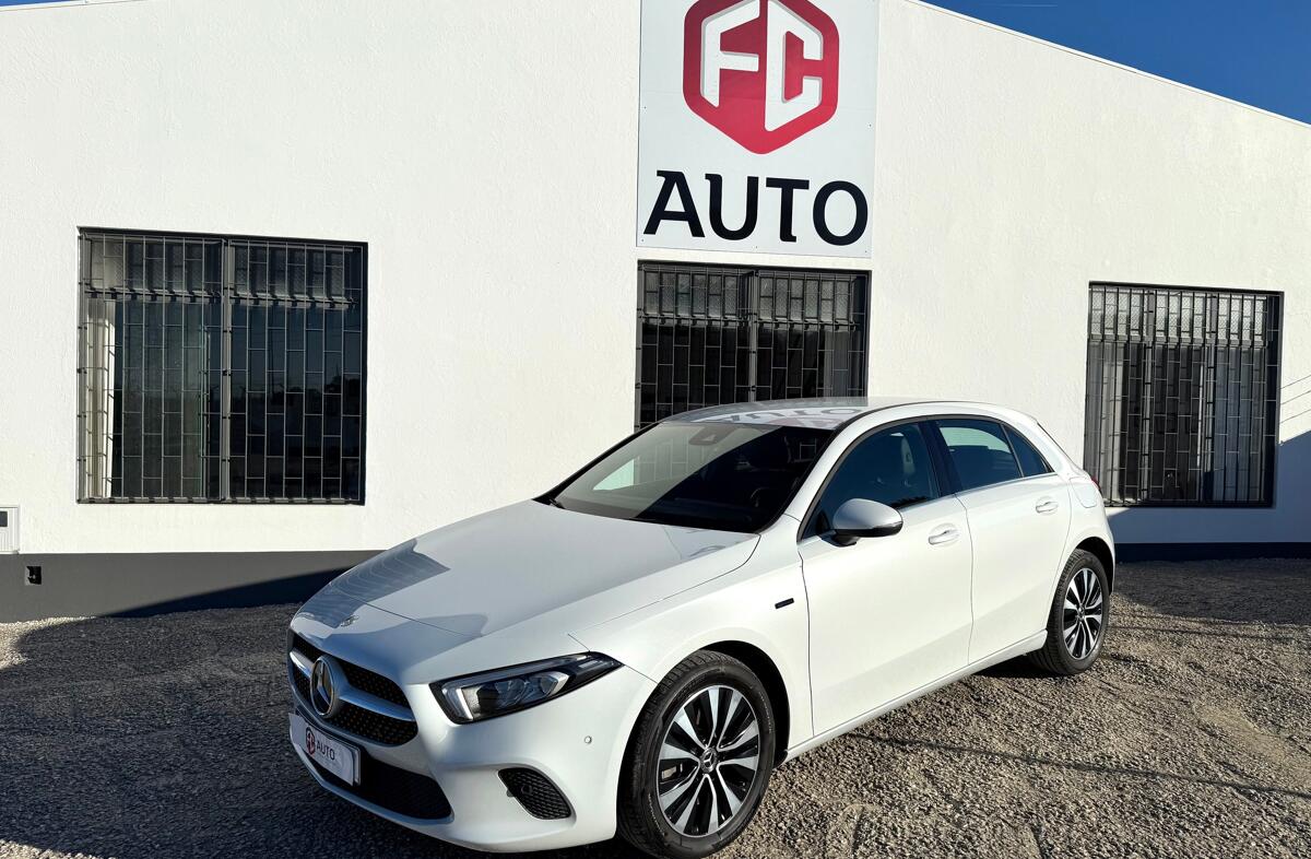 MERCEDES Classe A A 250 e Style Plus