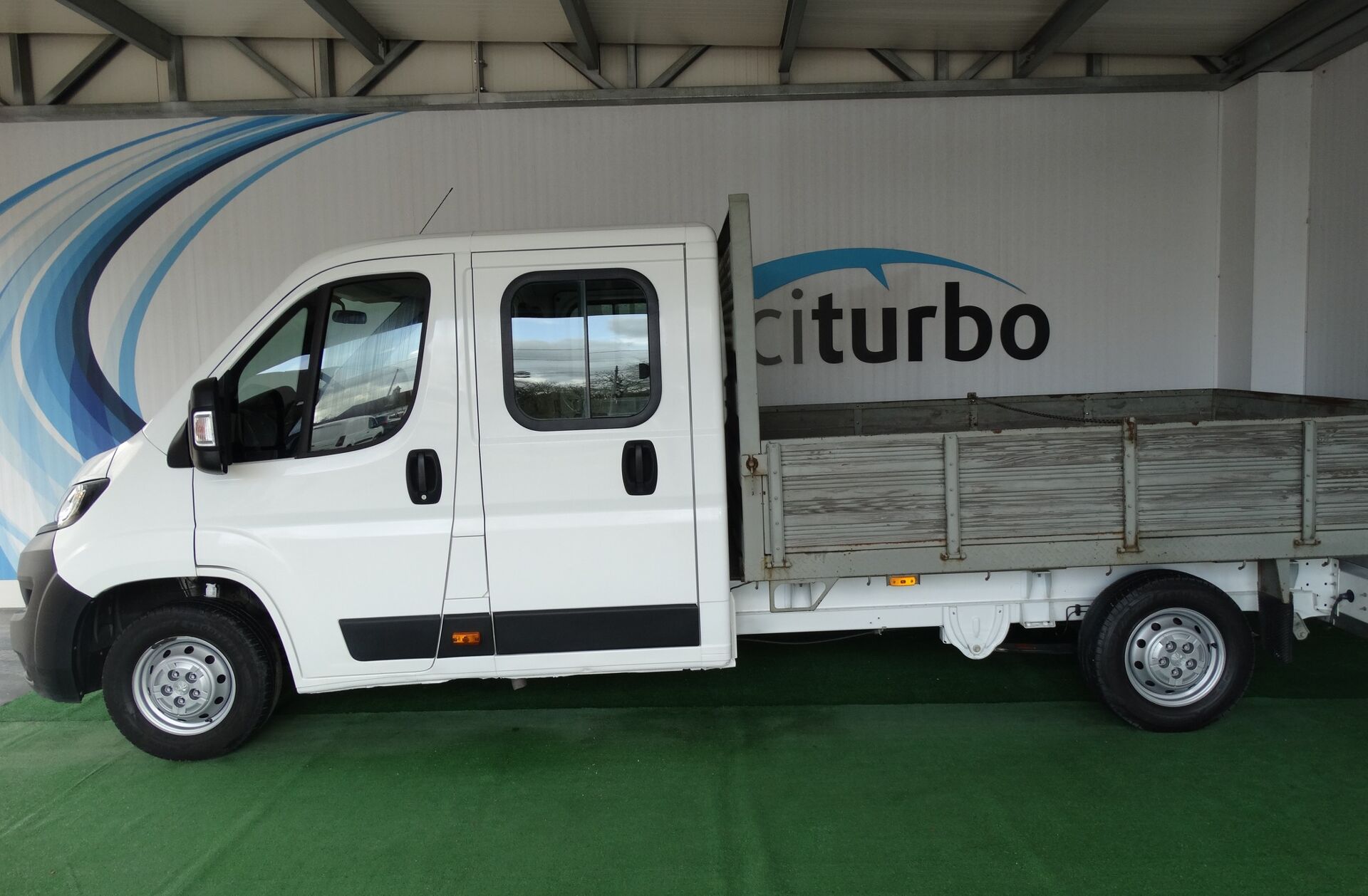 PEUGEOT Boxer 2.2 BlueHDi 335 L3 CD