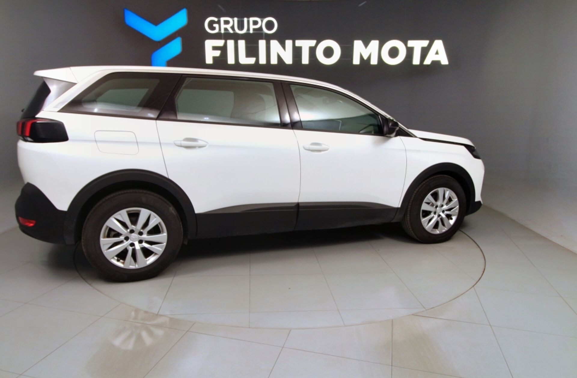 PEUGEOT 5008 1.2 PureTech Active Pack