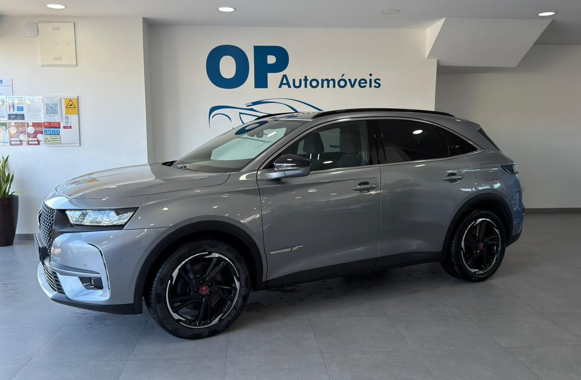 DS DS 7 CB 1.5 BlueHDi Bastille EAT8