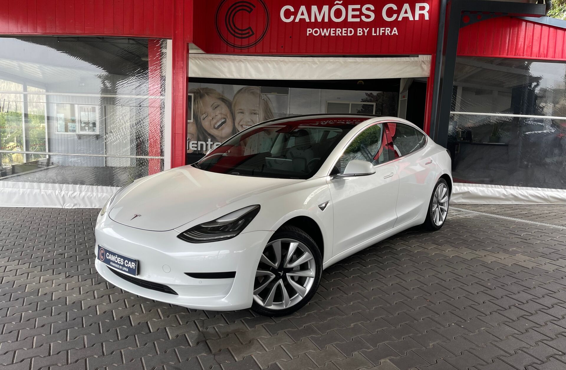 TESLA Model 3 Standard Range Plus RWD