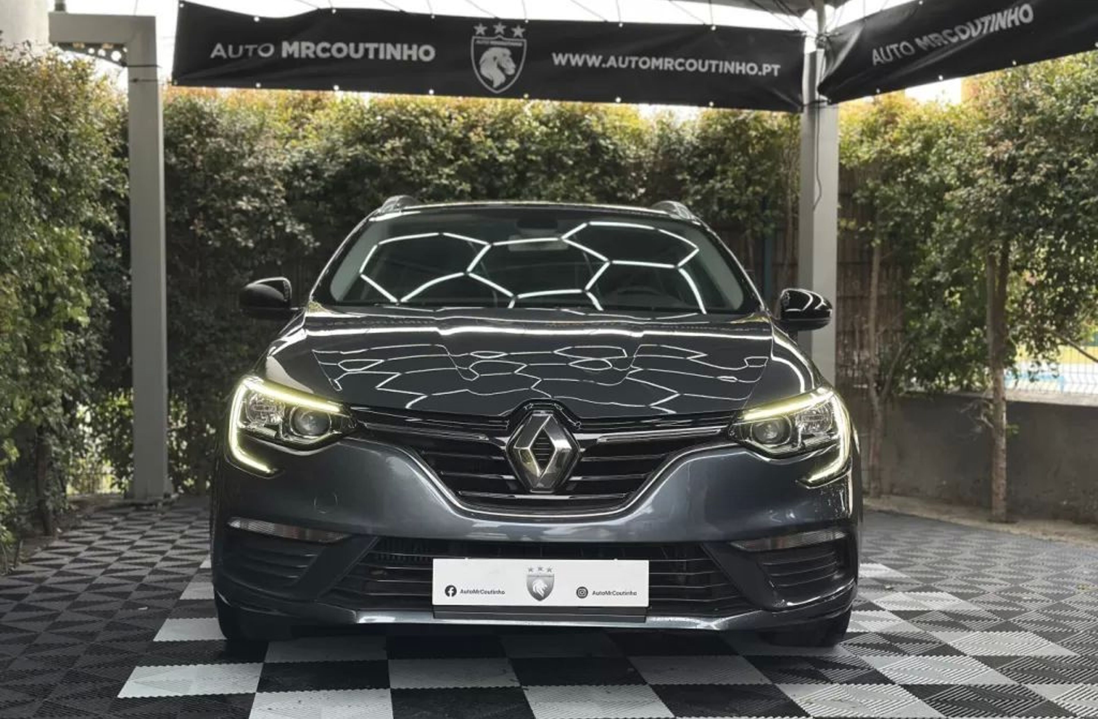 RENAULT Mégane ENERGY TCe 115 LIMITED