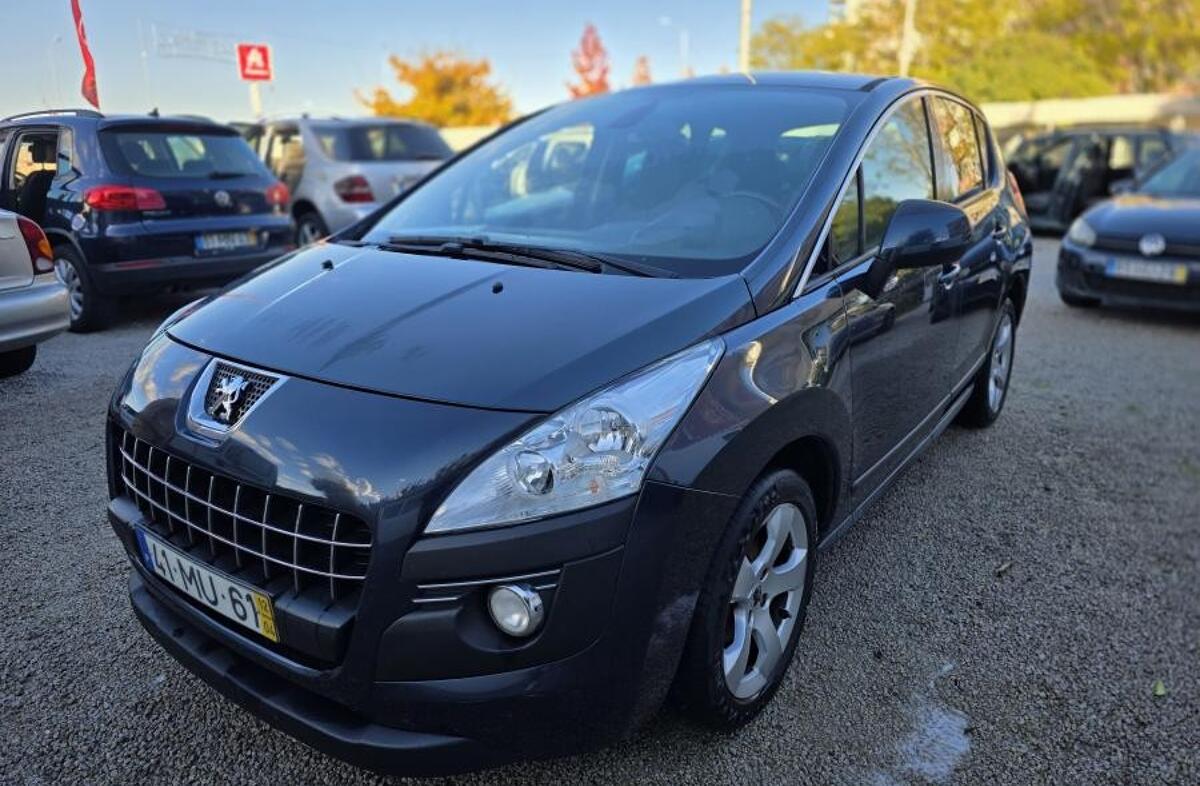 PEUGEOT 3008 1.6 HDi Active