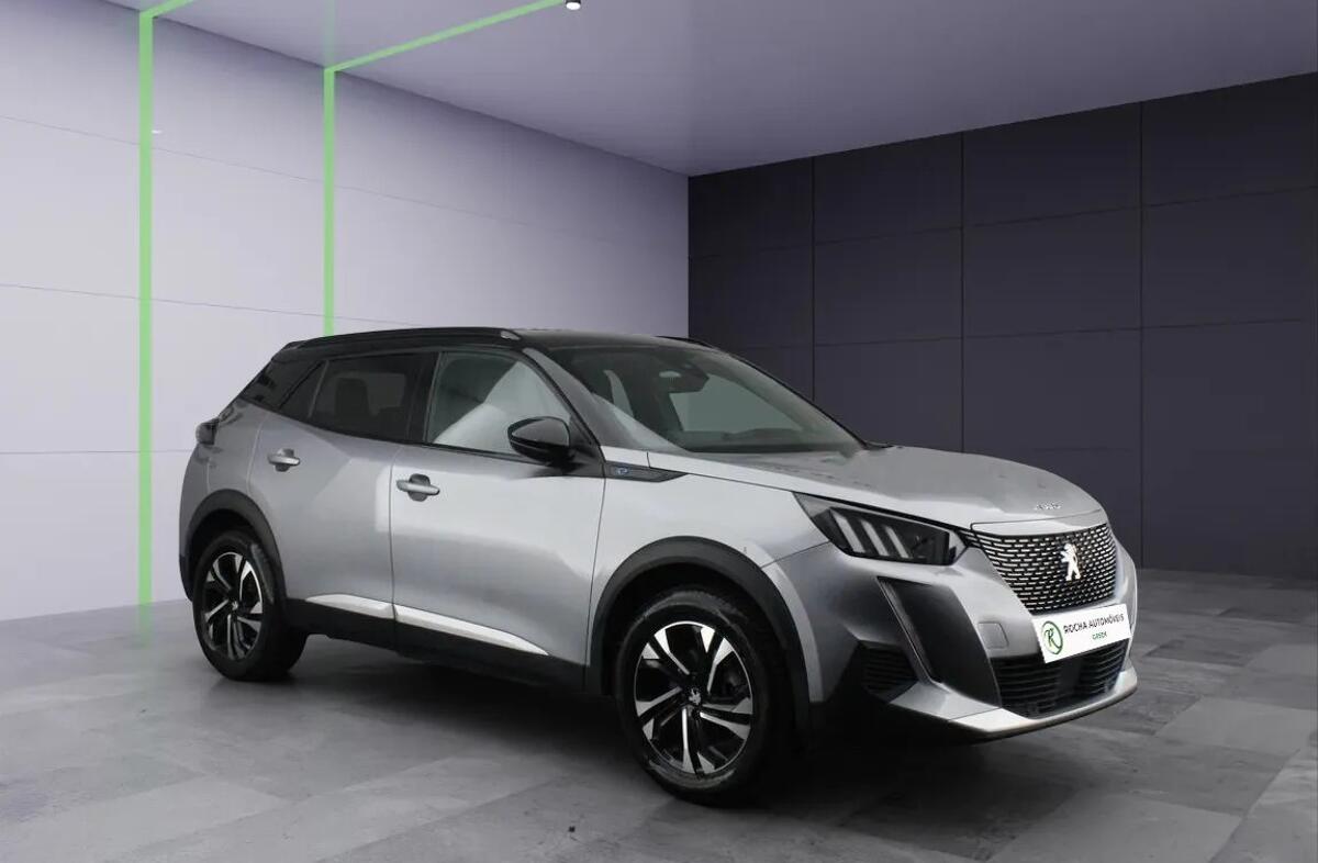 PEUGEOT 2008 e- 50 kWh GT