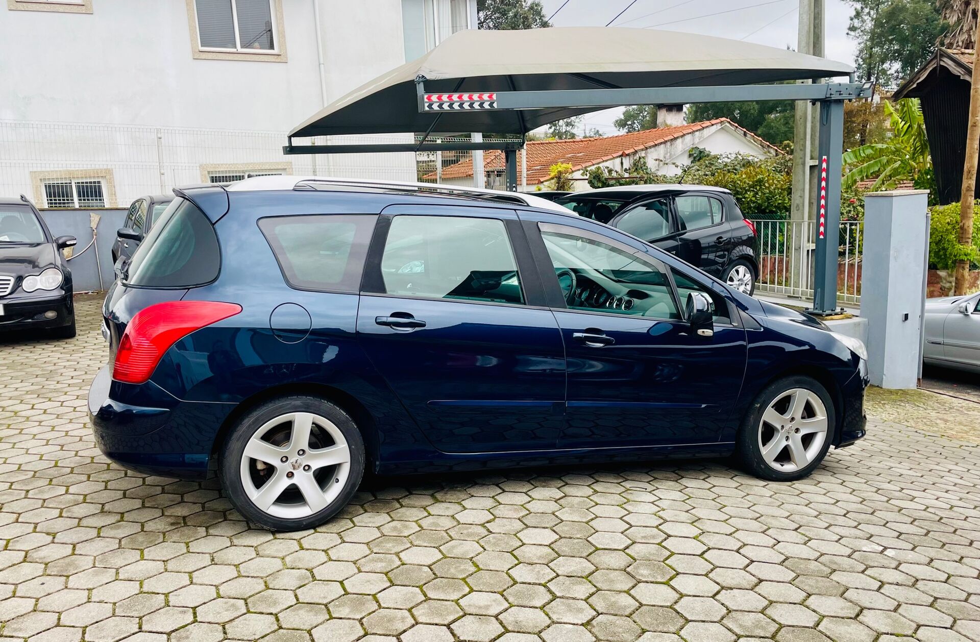 PEUGEOT 308 SW 1.6 HDi Premium CVM6