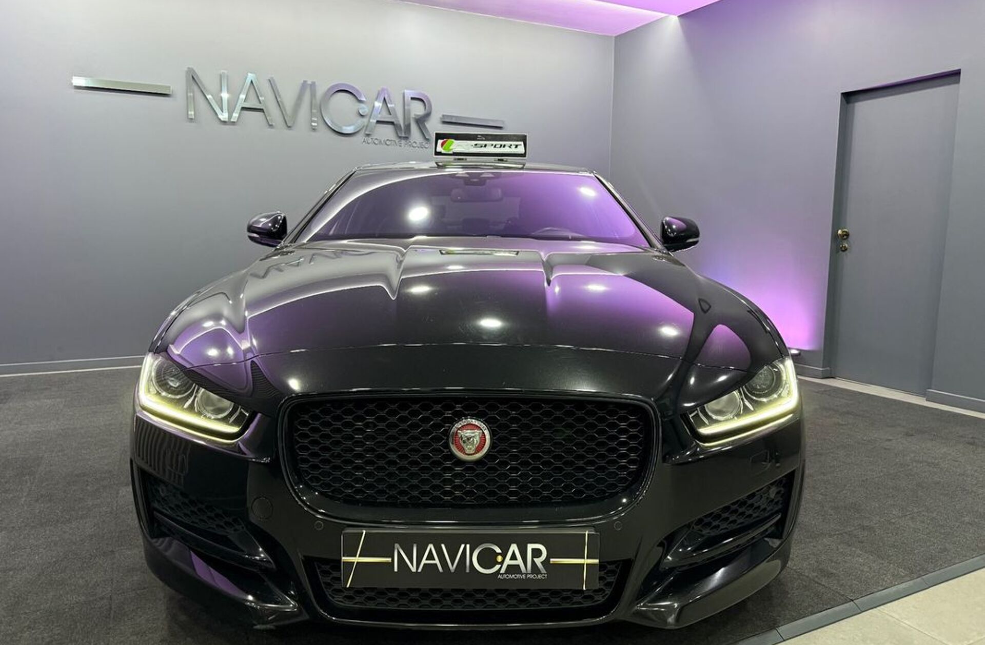 JAGUAR XE 2.0 D R-Sport Aut.
