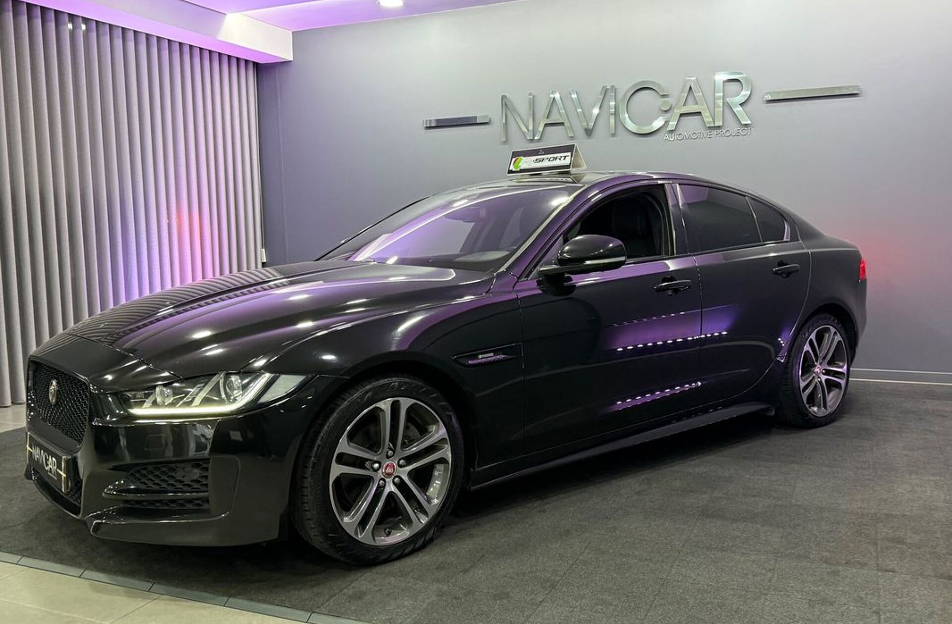 JAGUAR XE 2.0 D R-Sport Aut.