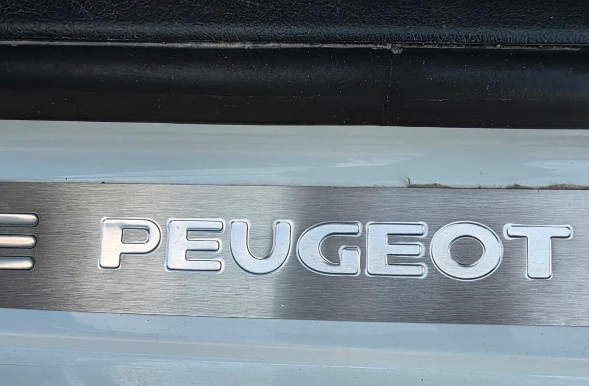 PEUGEOT 207 1.6 THP 16V Rally