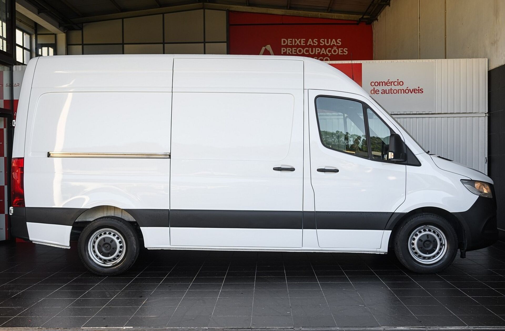 MERCEDES Sprinter 317 CDI/37