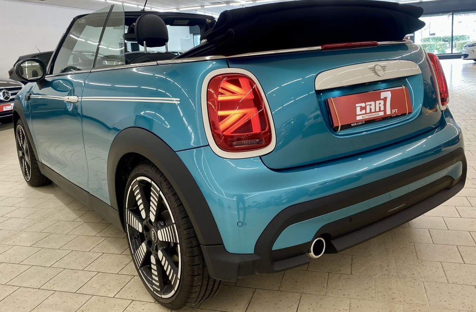 MINI Mini Cooper SE Essential