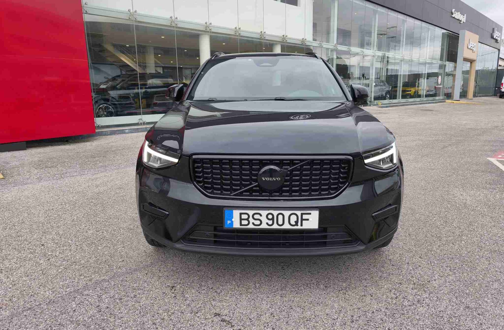 VOLVO XC40 2.0 B3 Black Edition