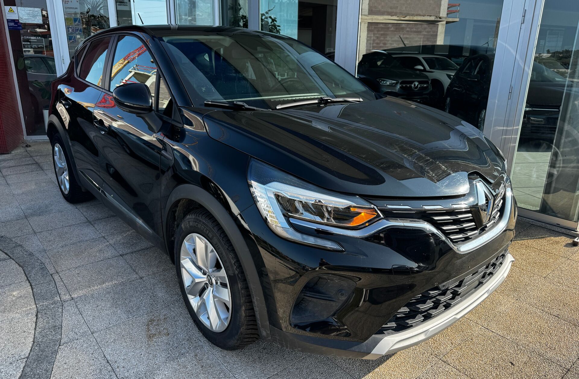 RENAULT Captur 1.0 TCe Zen