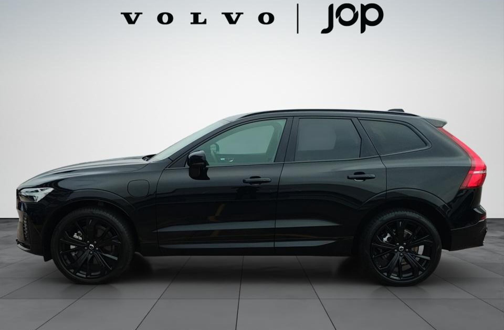 VOLVO XC60 2.0 T6 PHEV Black Edition AWD