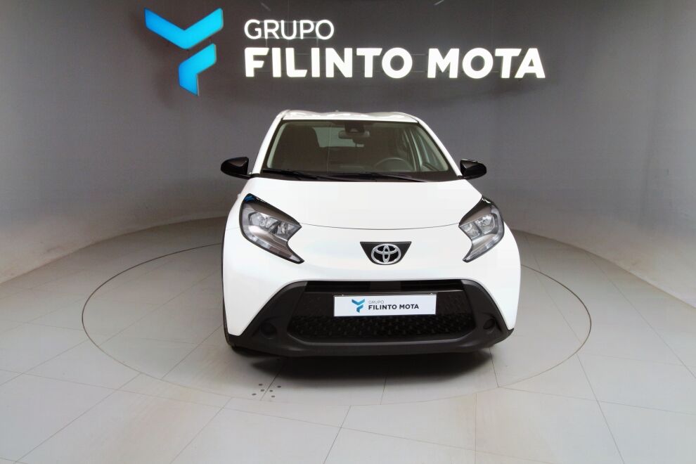 Toyota Aygo 1.0 X-Play Plus com 40 970 km por 16 990 € FILINTO MOTA GRANDE PORTO – CIRCUNVALAÇÃO | Porto
