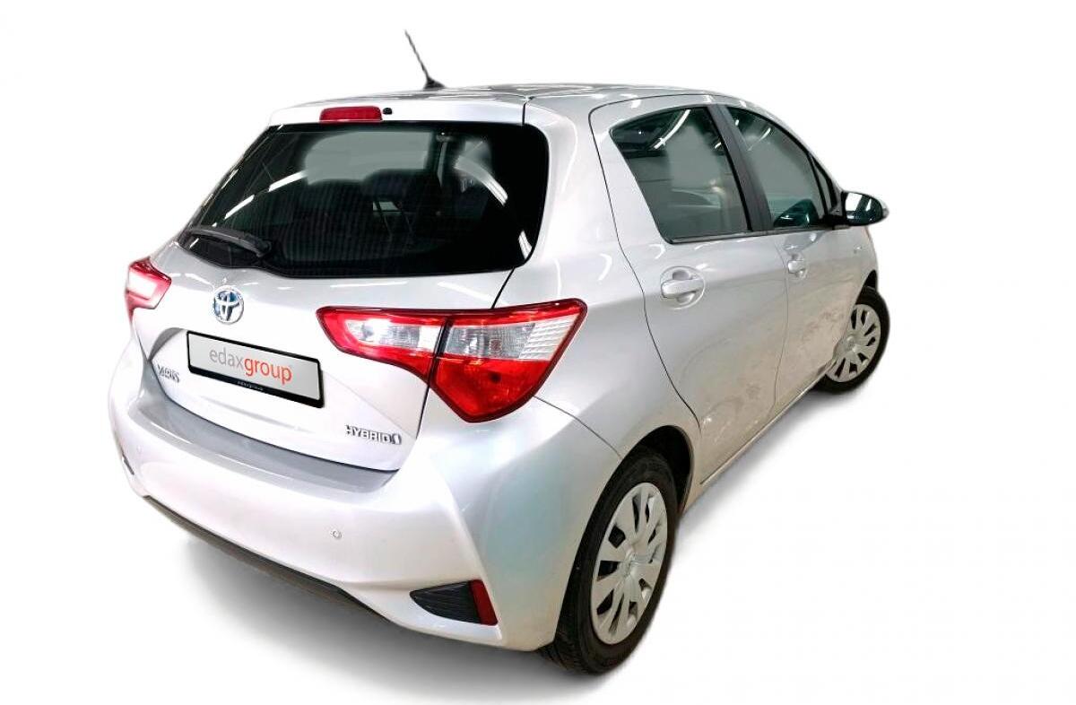 TOYOTA Yaris 1.5 HSD Active